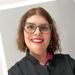 Avatar Dra. Karina Cristofolini - Especialização em Dentística e Endodontia